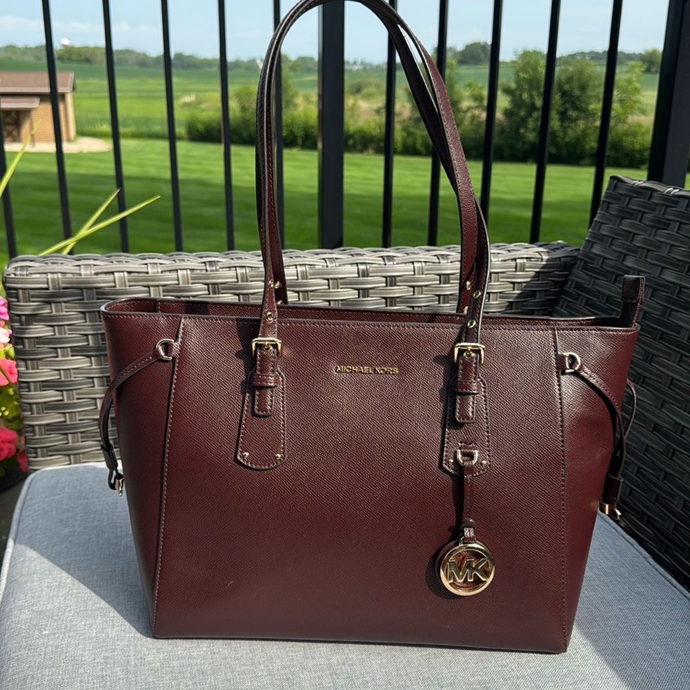 Michael Kors Maroon tote bag